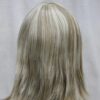 Pruik, half lang, meshed kleur, donker blond met licht bruine strepen - Afbeelding 3
